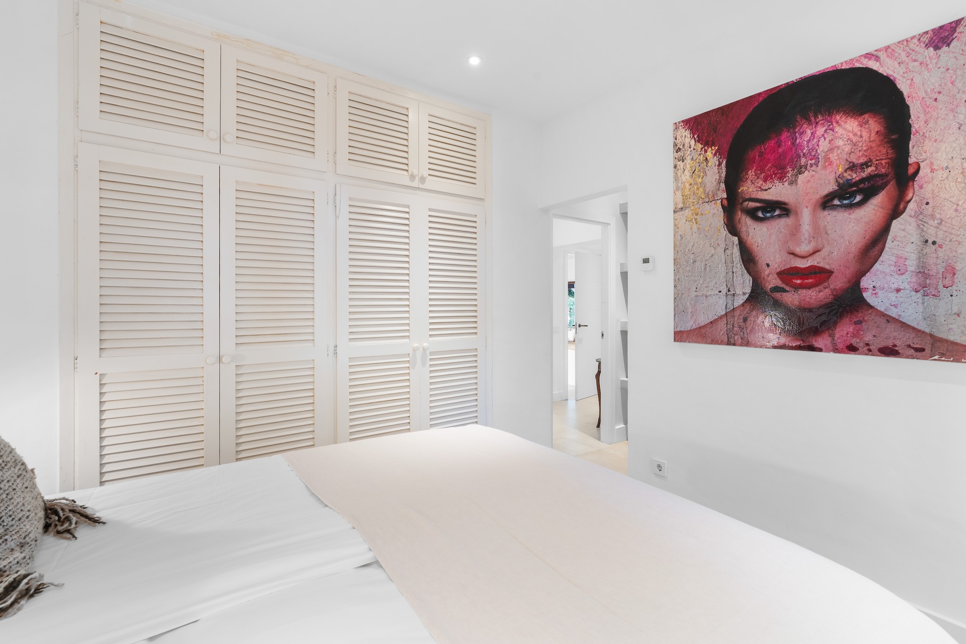 Resa Estates Paco for sale te koop finca paddel Ibiza bedroom 3.jpg